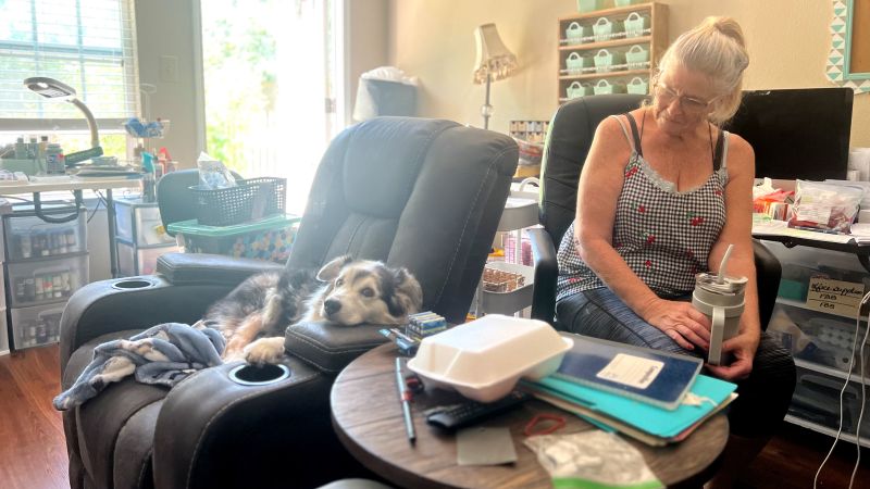 Anger grows as some high-rises remain without power for days: 'It's terrible what the state of Texas is doing' |  CNN