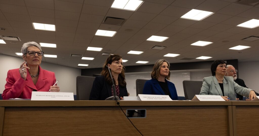 Sheba khaello ea basebetsi ba bophelo bo botle ba kelello Texas